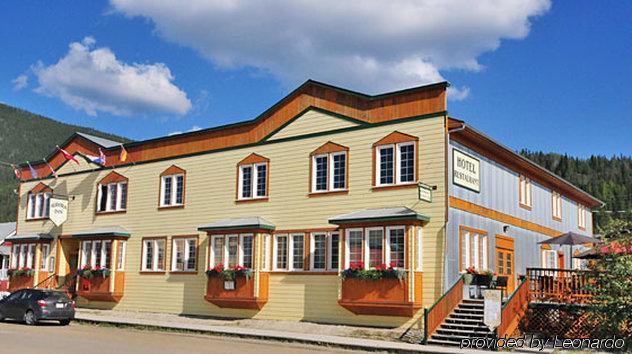 Aurora Inn Dawson City Bagian luar foto