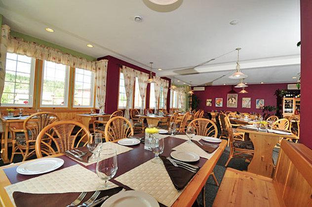 Aurora Inn Dawson City Bagian luar foto