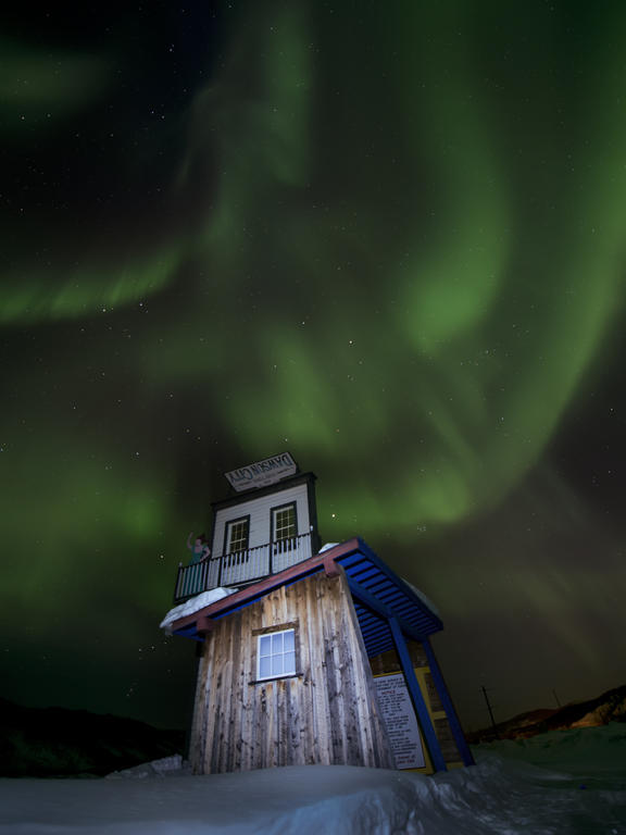 Aurora Inn Dawson City Bagian luar foto